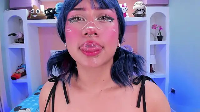 miss   megan online show from 10/22/25, 06:07