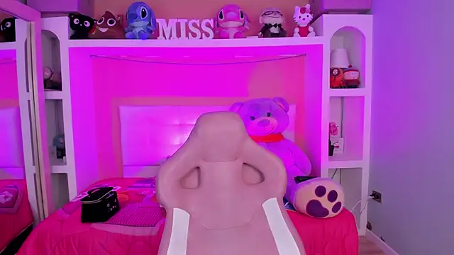 miss   megan online show from 06/30/26, 02:34