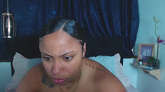 rebeka kenye online show from 02/18/25, 05:42