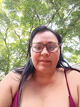 Snapshot of promiscuous-indecent-momm chatting on 01/09/26, 03:15 promiscuous-indecent-momm online show from 01/09/26, 03:15