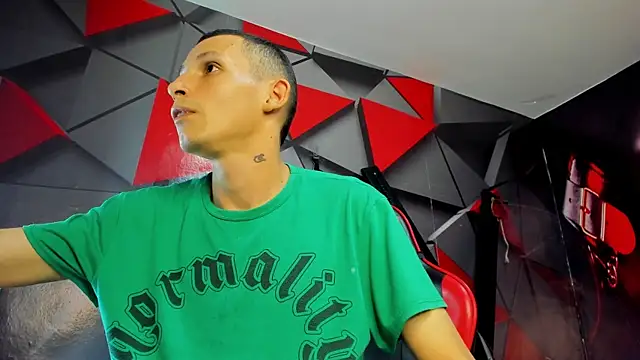 Isak Millan online show from 11/09/25, 10:52