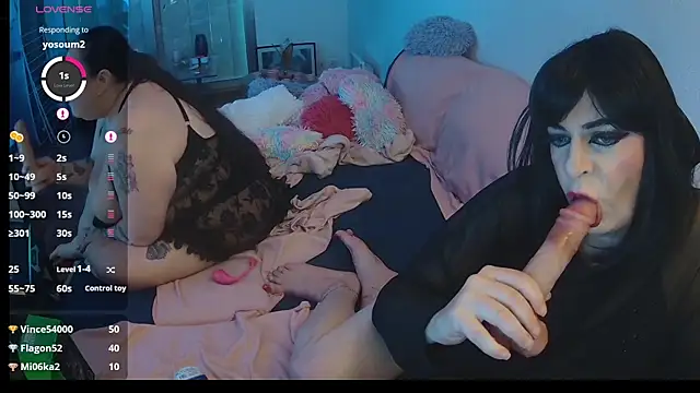 Snapshot of MissNadiaX06 chatting on 03/16/25, 12:44 MissNadiaX06 online show from 03/16/25, 12:44