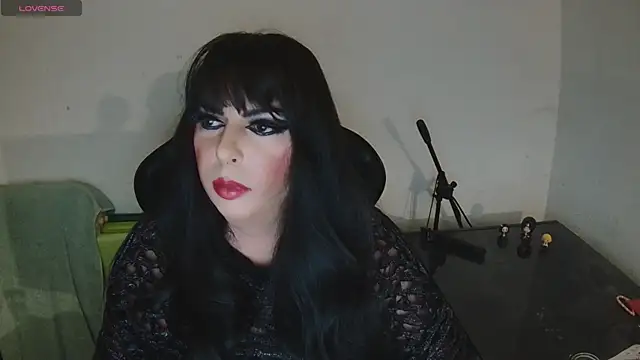 Snapshot of MissNadiaX06 chatting on 01/17/26, 10:02 MissNadiaX06 online show from 01/17/26, 10:02