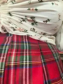 Snapshot of Eliaden chatting on 03/06/26, 03:03 Eliaden online show from 03/06/26, 03:03