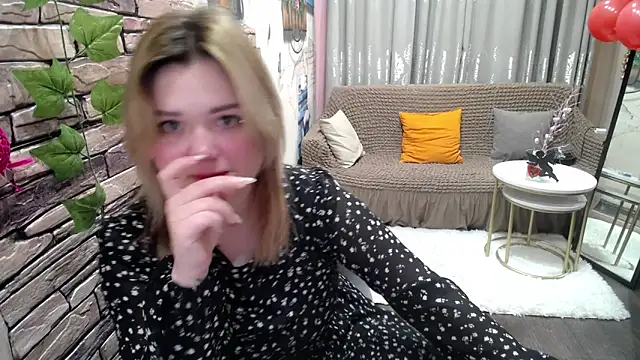 Snapshot of Finna_39 chatting on 02/17/25, 09:52 Finna 39 online show from 02/17/25, 09:52