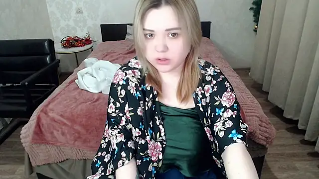 Snapshot of Finna_39 chatting on 03/05/25, 10:54 Finna 39 online show from 03/05/25, 10:54