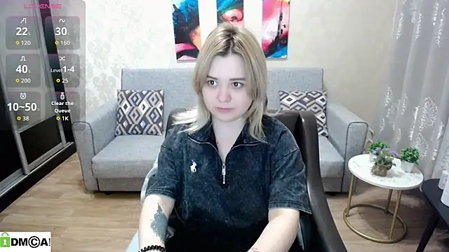 Snapshot of Finna_39 chatting on 11/10/25, 08:41 Finna 39 online show from 11/10/25, 08:41