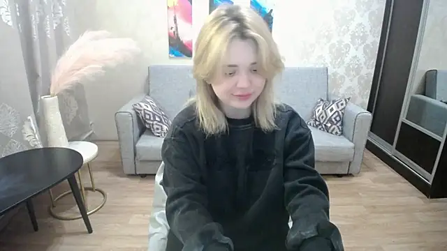 Snapshot of Finna_39 chatting on 02/01/26, 07:56 Finna 39 online show from 02/01/26, 07:56