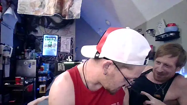 Snapshot of Sk00byJaXxX212 chatting on 03/28/26, 04:01 Sk00byJaXxX212 online show from 03/28/26, 04:01