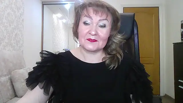 Victoria secrets  online show from 02/16/25, 11:38