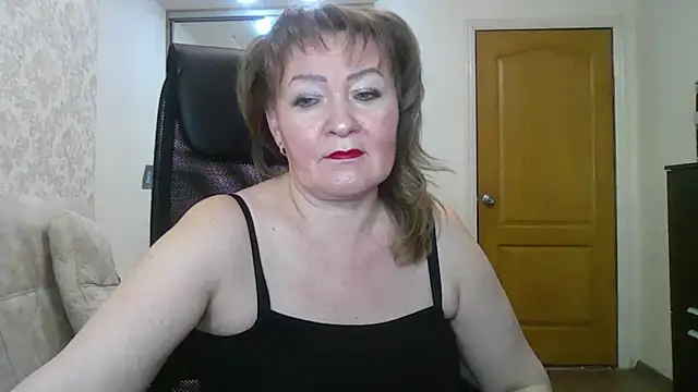 Victoria secrets  online show from 02/19/25, 05:38