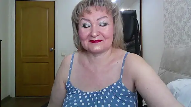 Snapshot of Victoria_secrets_ chatting on 01/18/26, 06:28 Victoria secrets online show from 01/18/26, 06:28