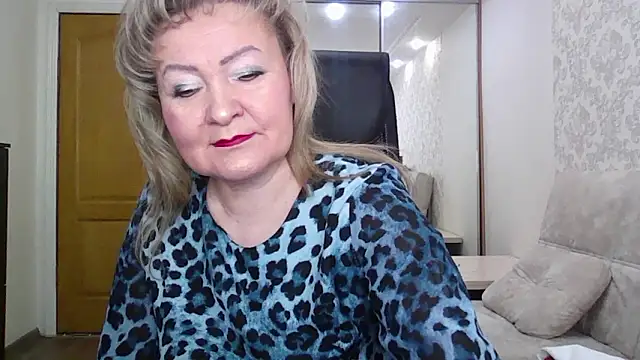 Snapshot of Victoria_secrets_ chatting on 02/04/26, 09:15 Victoria secrets online show from 02/04/26, 09:15