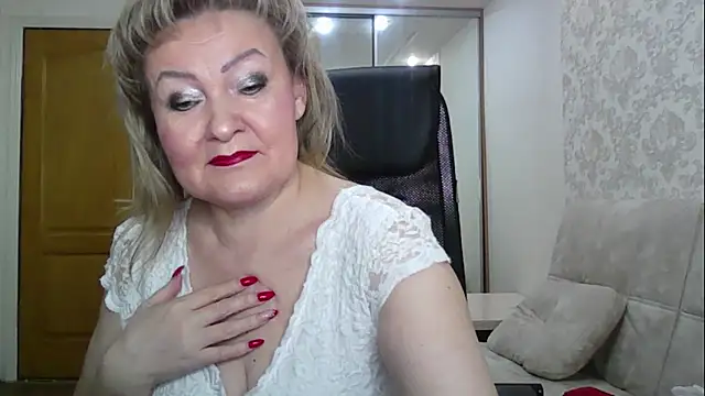 Snapshot of Victoria_secrets_ chatting on 02/07/26, 03:49 Victoria secrets online show from 02/07/26, 03:49