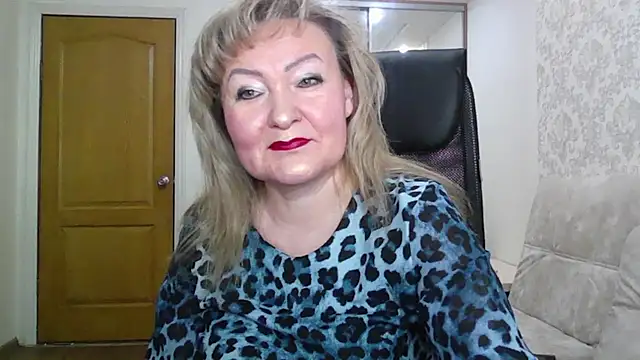 Snapshot of Victoria_secrets_ chatting on 02/10/26, 05:11 Victoria secrets online show from 02/10/26, 05:11