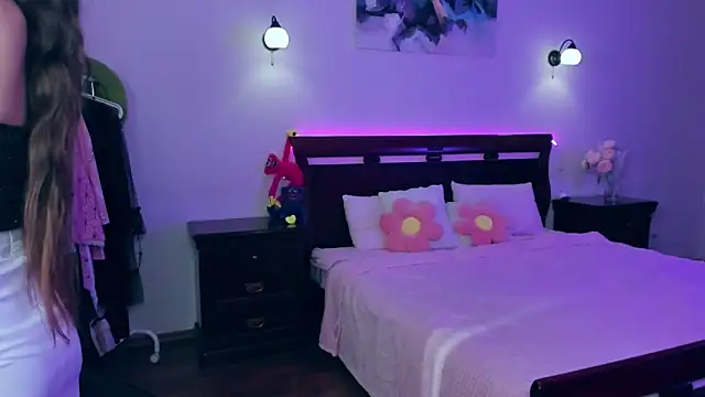 GabriellaMays online show from 02/17/25, 08:30