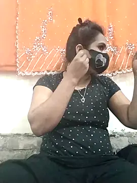 Snapshot of Mitila-3232 chatting on 02/26/25, 06:47 Mitila-3232 online show from 02/26/25, 06:47