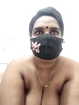 Snapshot of Mitila-3232 chatting on 02/23/26, 01:03 Mitila-3232 online show from 02/23/26, 01:03