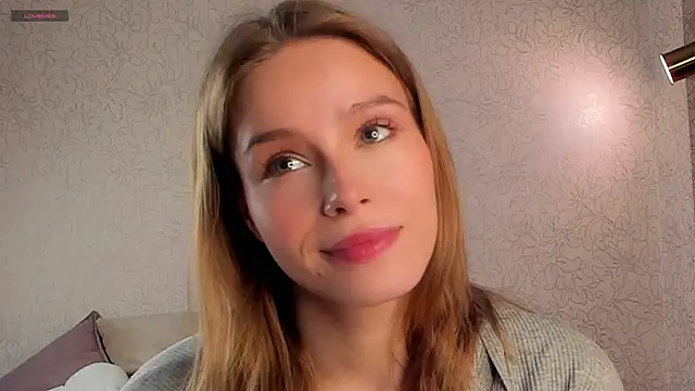 TaiteBayles online show from 12/19/25, 01:12