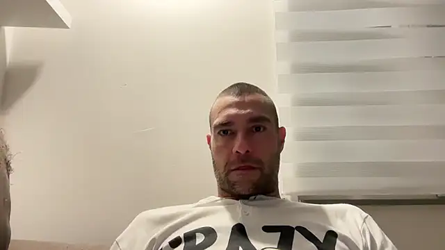 Snapshot of Jackcazzone_82 chatting on 03/03/25, 10:31 Jackcazzone 82 online show from 03/03/25, 10:31