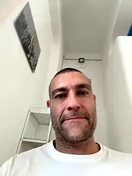 Snapshot of Jackcazzone_82 chatting on 09/18/25, 03:36 Jackcazzone 82 online show from 09/18/25, 03:36