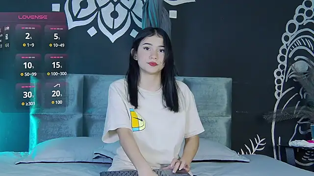 Arii moon online show from 03/12/25, 08:41