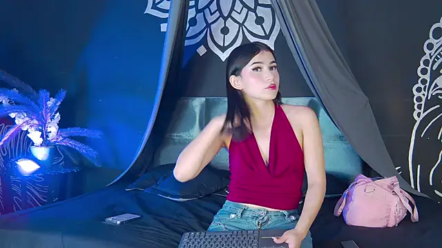 Arii moon online show from 09/20/25, 07:26