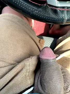 Snapshot of BadboySLR_8899 chatting on 09/13/25, 04:23 BadboySLR 8899 online show from 09/13/25, 04:23