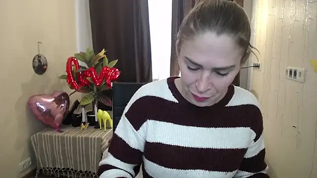 TessaDaybreak online show from 02/16/25, 07:26