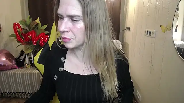 TessaDaybreak online show from 02/22/25, 04:40