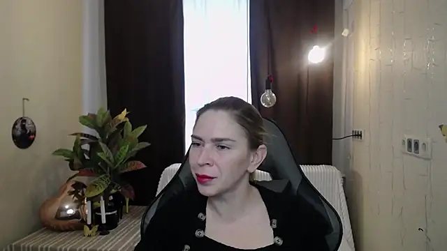 TessaDaybreak online show from 02/27/25, 07:23