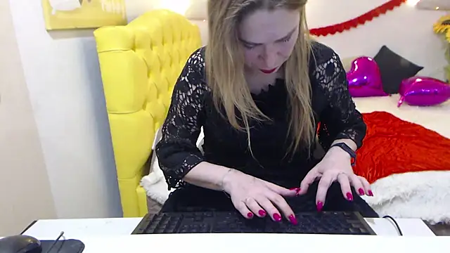 TessaDaybreak online show from 03/02/25, 10:35