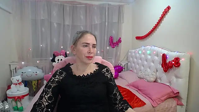 TessaDaybreak online show from 03/12/25, 04:13