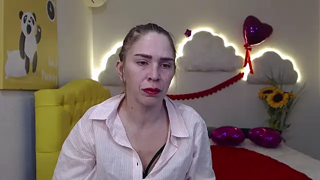 TessaDaybreak online show from 03/15/25, 07:20