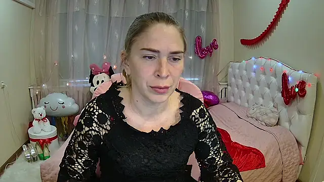 TessaDaybreak online show from 03/21/25, 01:12