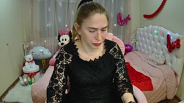 TessaDaybreak online show from 03/21/25, 04:18