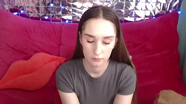 Snapshot of Margarettii chatting on 03/03/25, 09:22 Margarettii online show from 03/03/25, 09:22