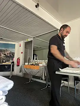 morfeoX online show from 02/28/25, 01:25