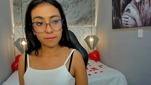 lucelly 15 online show from 02/15/25, 02:55