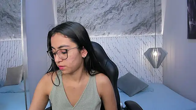 lucelly 15 online show from 03/20/25, 11:38