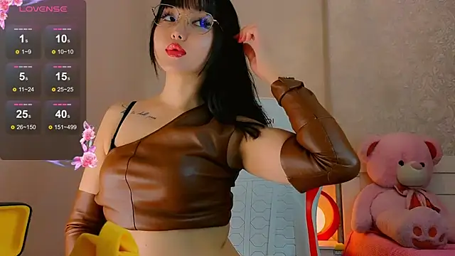 Demonic Angel  online show from 06/12/26, 03:33
