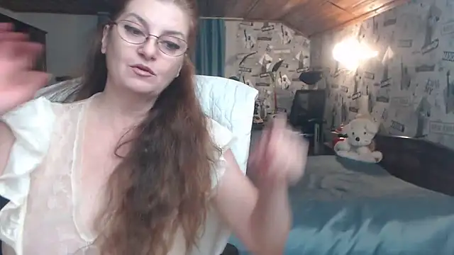 Snapshot of Tatyana72 chatting on 01/05/25, 08:42 Tatyana72 online show from 01/05/25, 08:42