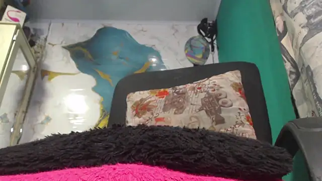 Snapshot of Gaby-sexy chatting on 05/22/26, 03:50 Gaby-sexy online show from 05/22/26, 03:50