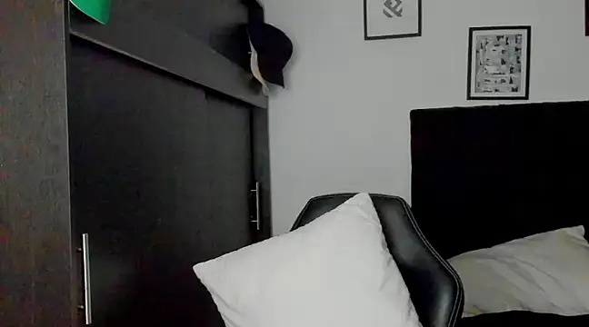 arnold bekam online show from 03/11/25, 12:22