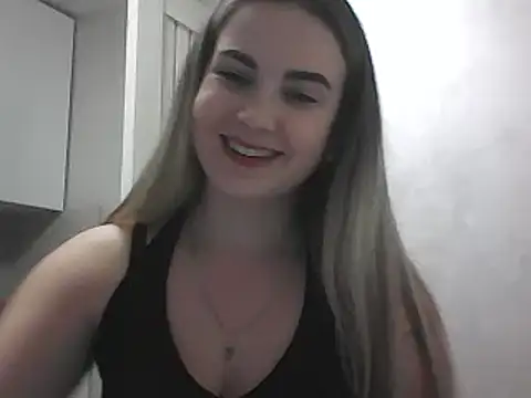 Snapshot of GoddessTenderness chatting on 02/15/25, 01:31 GoddessTenderness online show from 02/15/25, 01:31