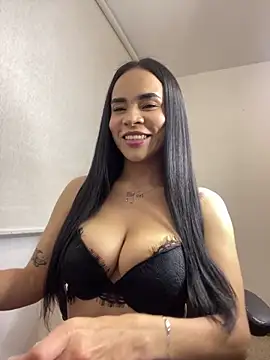 Naatalia online show from 02/26/25, 10:42