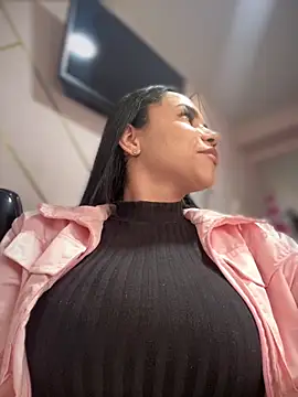 Naatalia online show from 10/06/25, 09:45