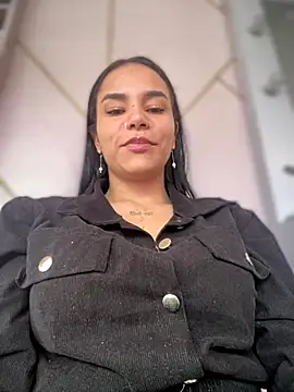 Naatalia online show from 10/07/25, 05:21