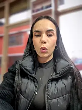 Naatalia online show from 10/18/25, 09:48