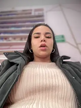 Naatalia online show from 11/14/25, 08:18